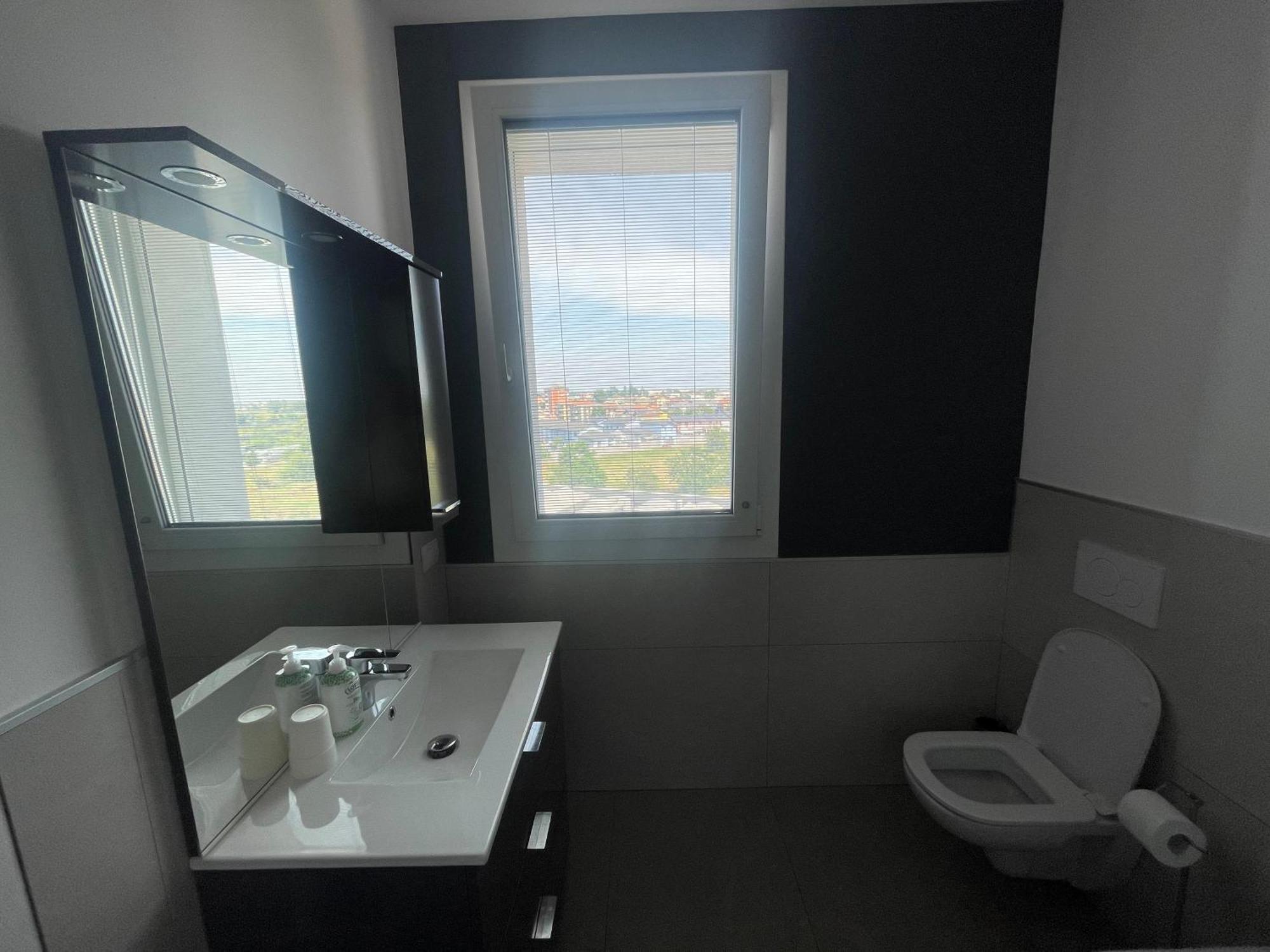 Condominio La Torre 1 Galliate Bagian luar foto